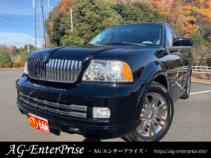 リンカーンナビゲーターの写真