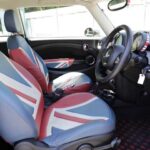 ミニクーパー運転席写真
