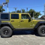 インチアップ車両ジープラングラーの写真