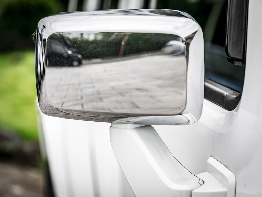 ハマーH3ミラー写真