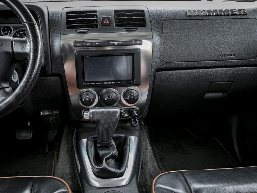 ハマーH3ナビ写真