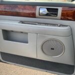 リンカーンナビゲータードア写真